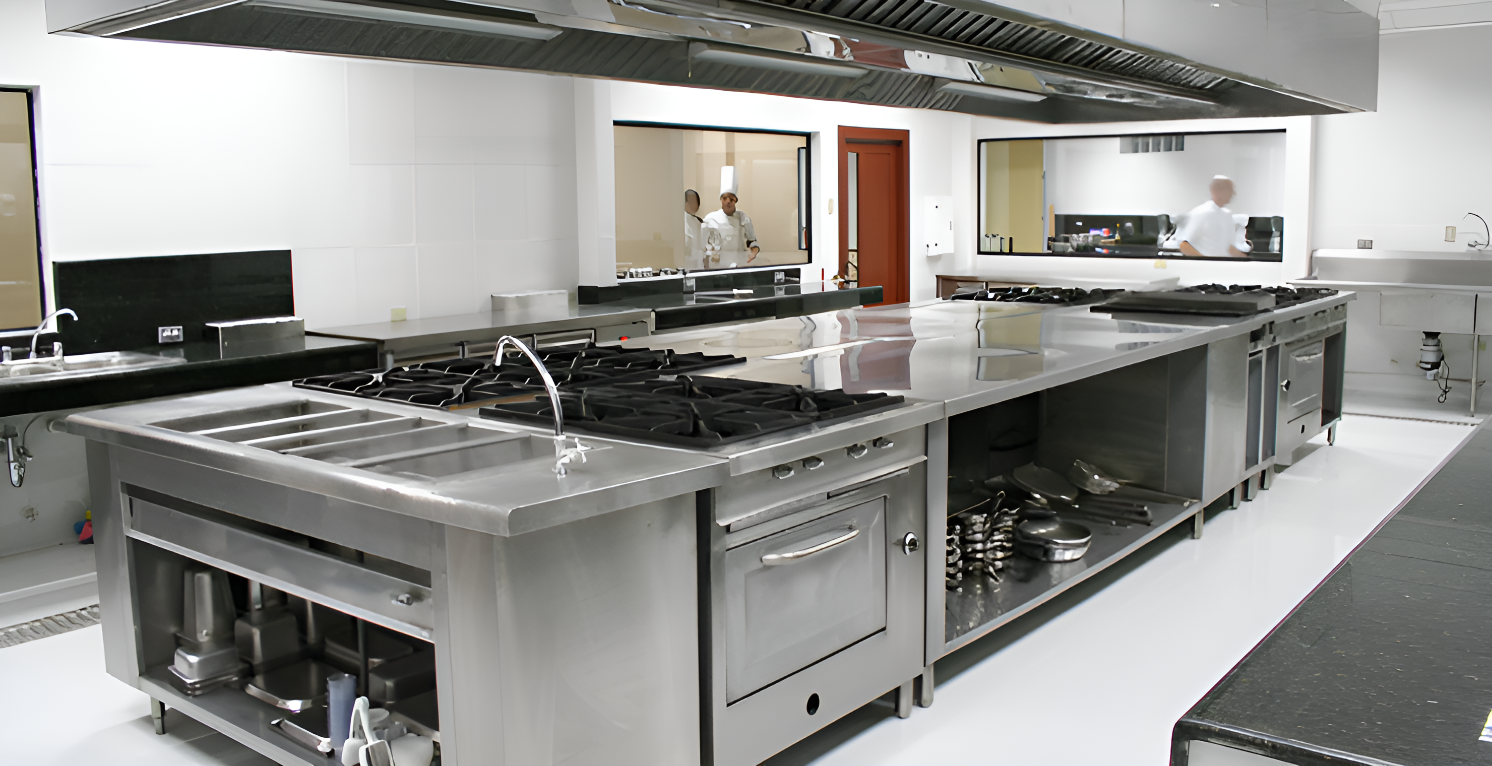 Types of Modern Kitchen Equipments & Accessories Online